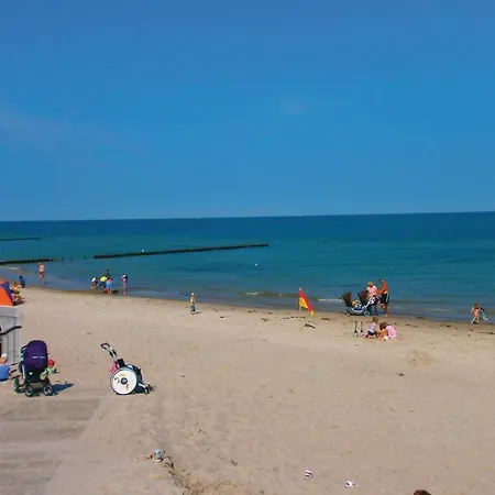 Appartement Awesome In Graal-mritz With 1 Bedrooms *